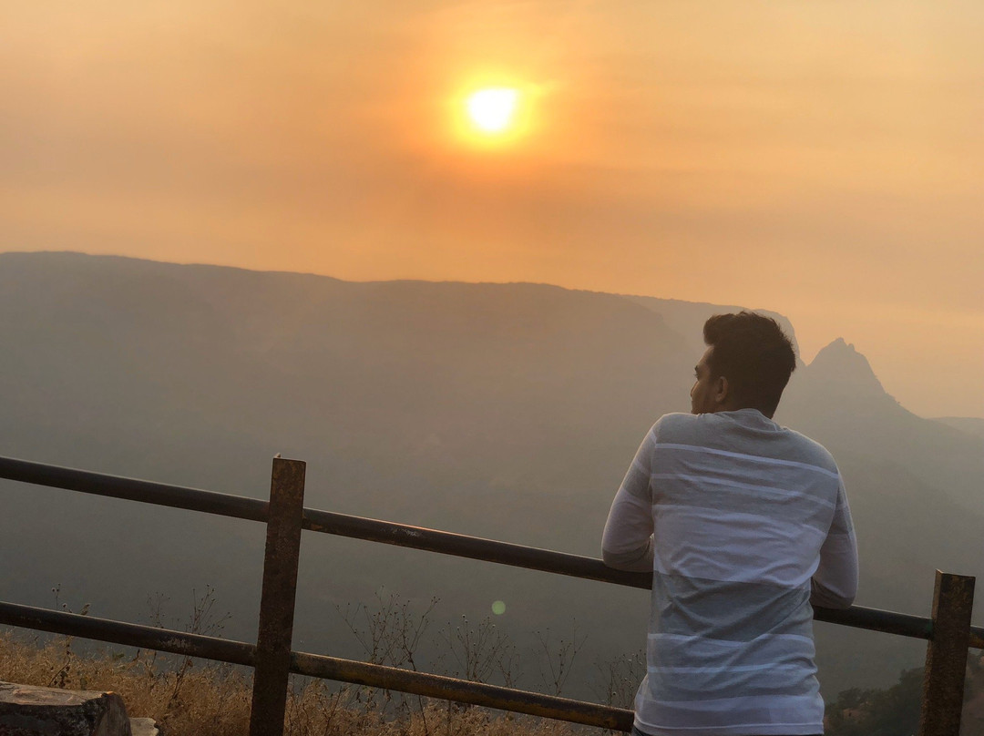 Hotel Woodlands Matheran主图