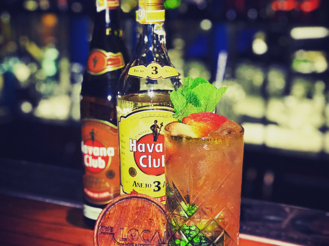 The Local Wine & Cocktail Bar-荣市必去景点