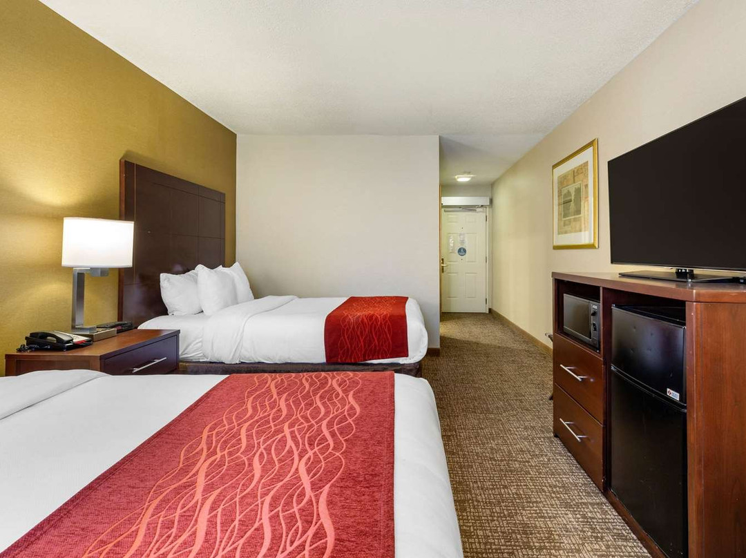 Comfort Inn Auburn-Worcester主图