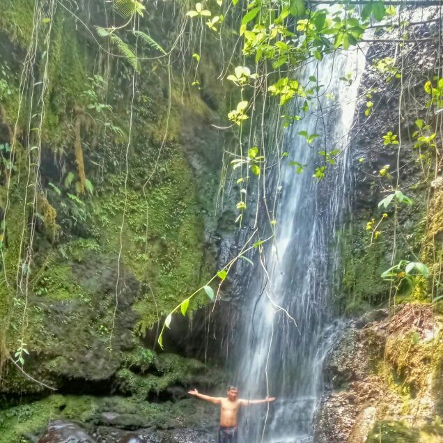 Treng Wilis Waterfall