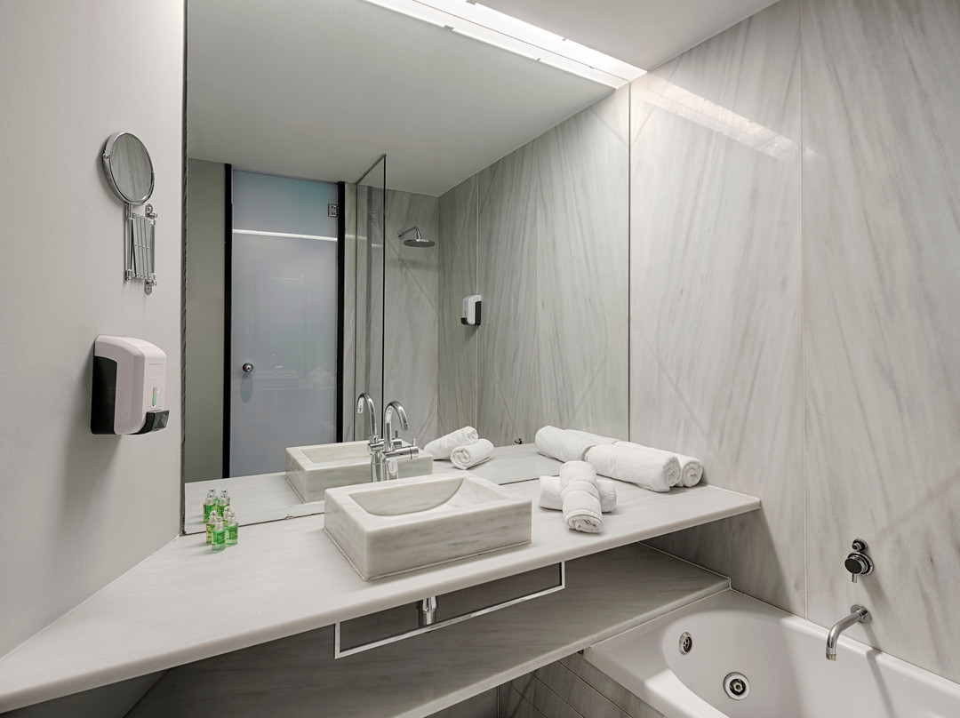 Sea You Hotel Port Valencia主图