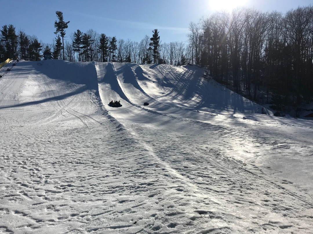 Mt. Holiday Ski Resort景点图片