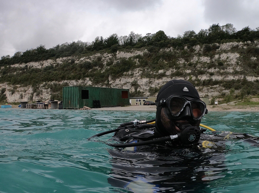 St Andrews Lakes Diving-Halling必去景点