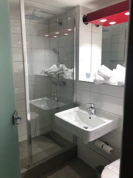 居斯塔夫科尔玛酒店-浴室