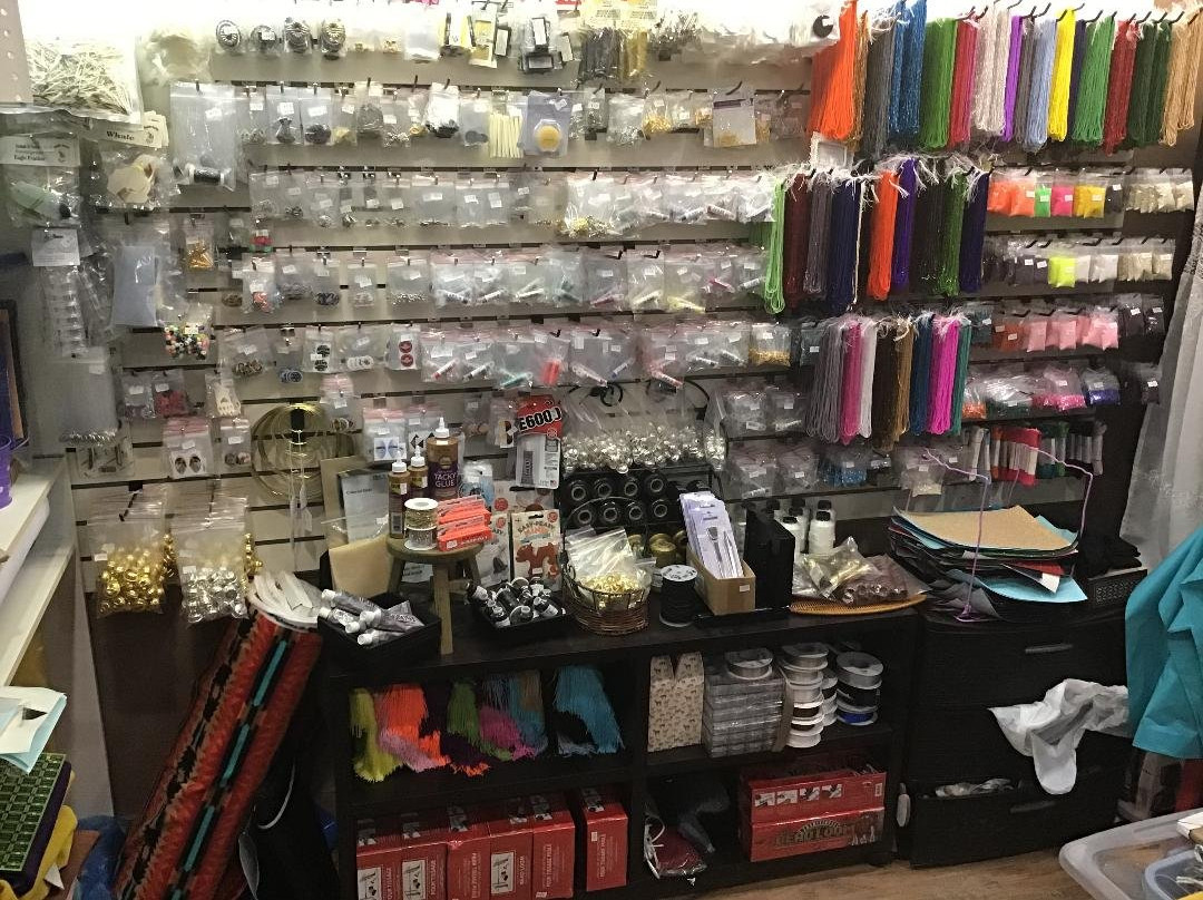 Dunes Relaxed Fashions Manitoba-布兰登必去景点