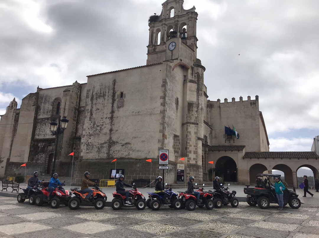 Tentudia En Quad-Monesterio必去景点
