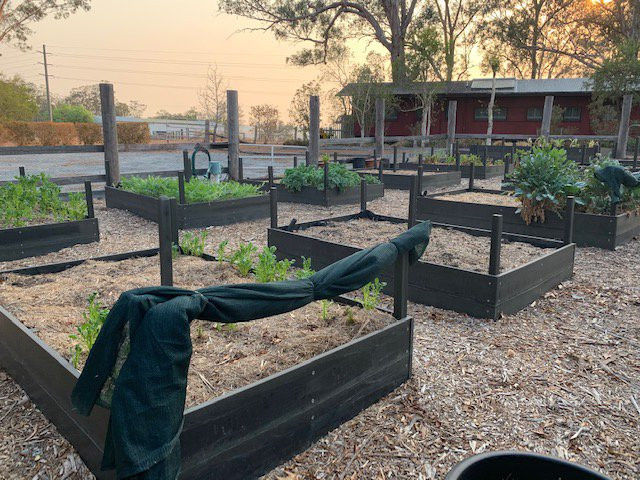 Carriageway Retreat主图