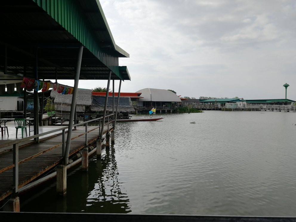 Thale Noi Floating Market景点图片