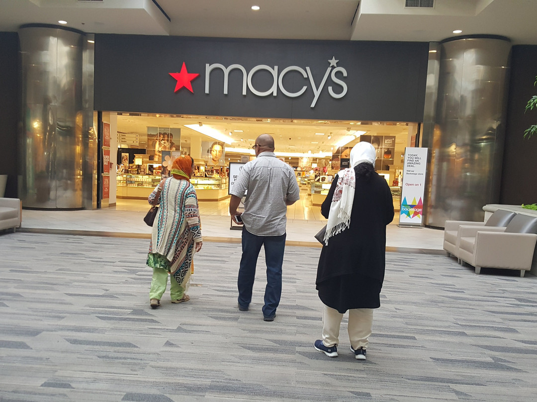 Greenwood Park Mall-格林伍德必去景点