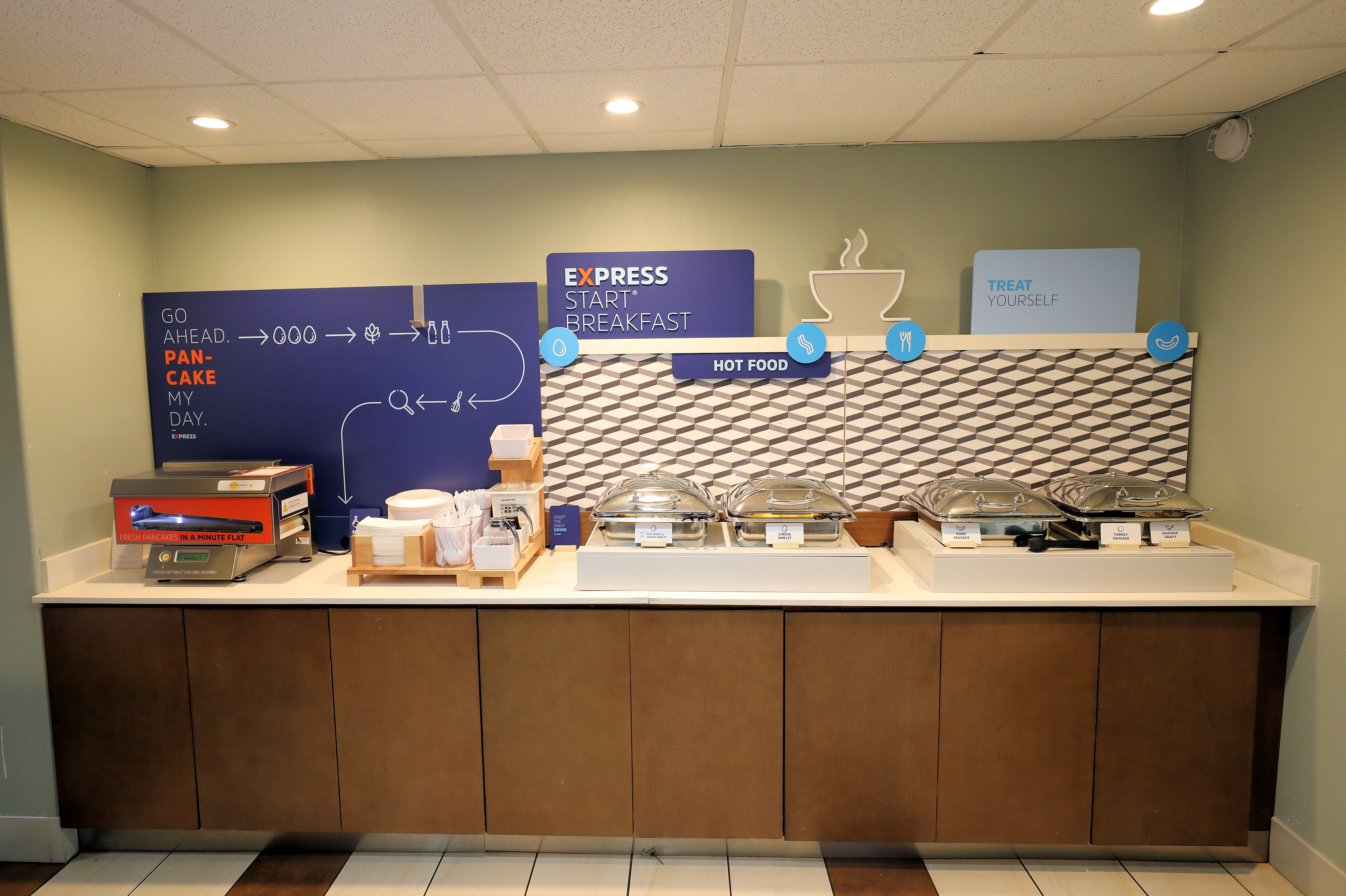 Holiday Inn Express Santa Rosa, an IHG hotel-餐饮