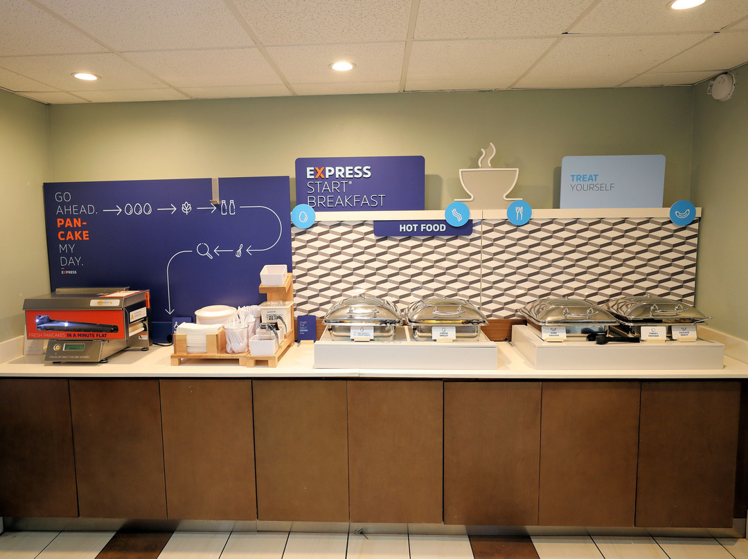 Holiday Inn Express Santa Rosa by IHG主图