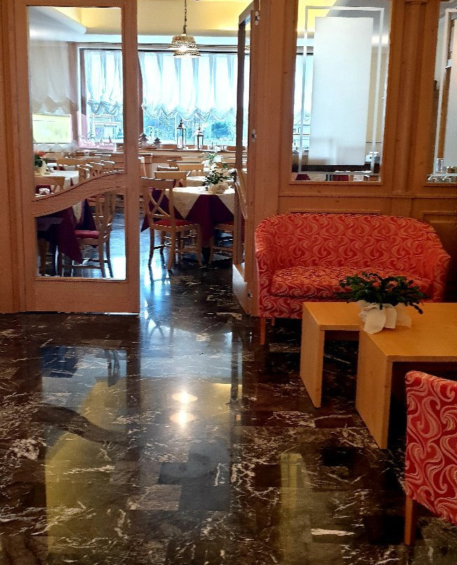 Alma Living Hotel主图