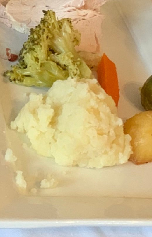 Kirklands Hotel主图