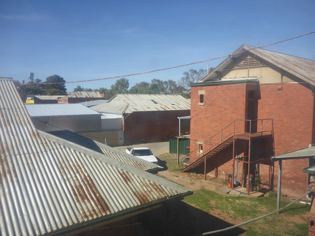 Victoria Hotel Bottleshop主图