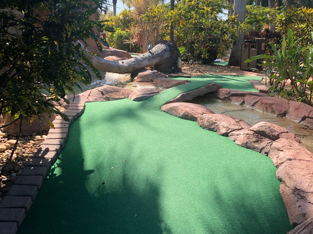 Boondocks Miniature Golf景点图片