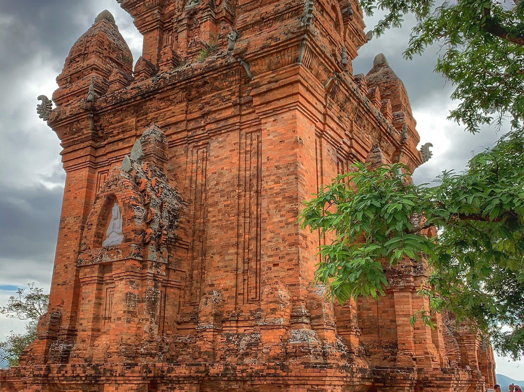 Po Klong Garai Temple景点图片