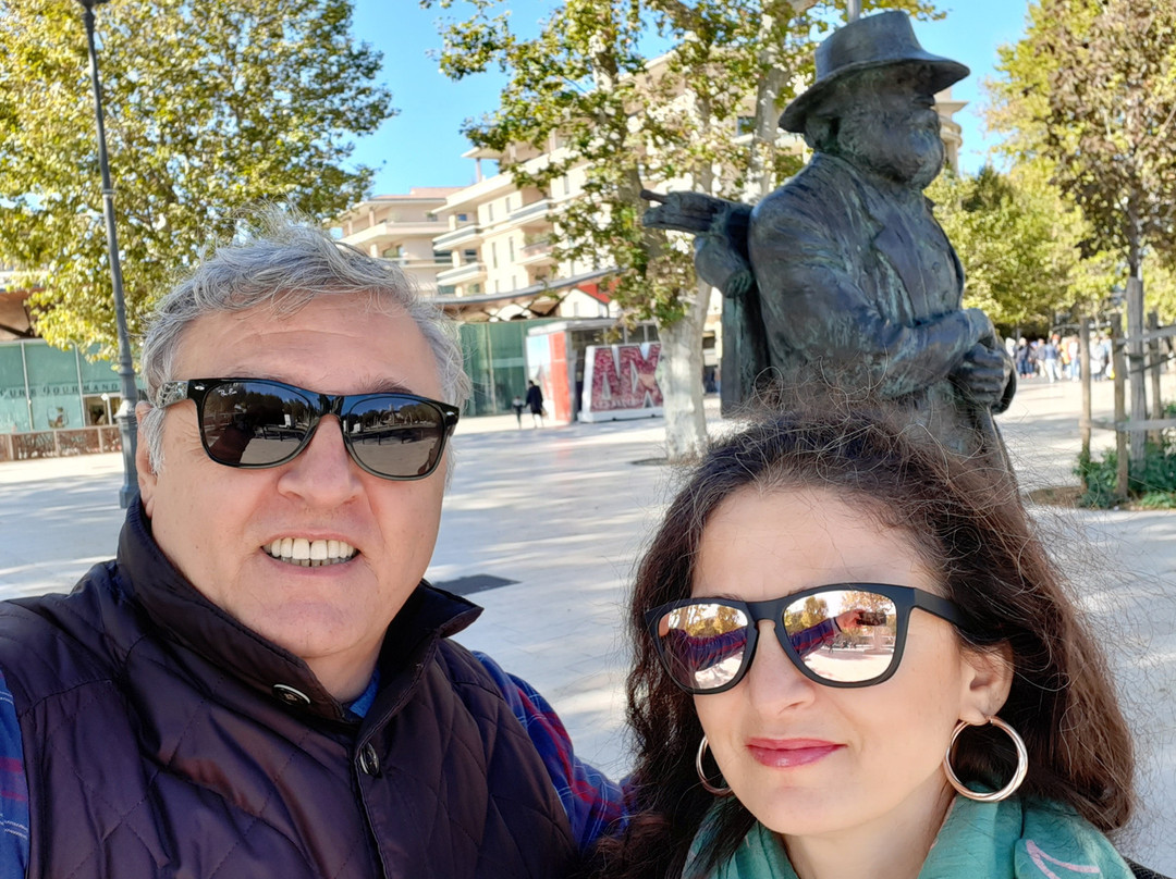 Statue of Paul Cezanne-普罗旺斯必去景点