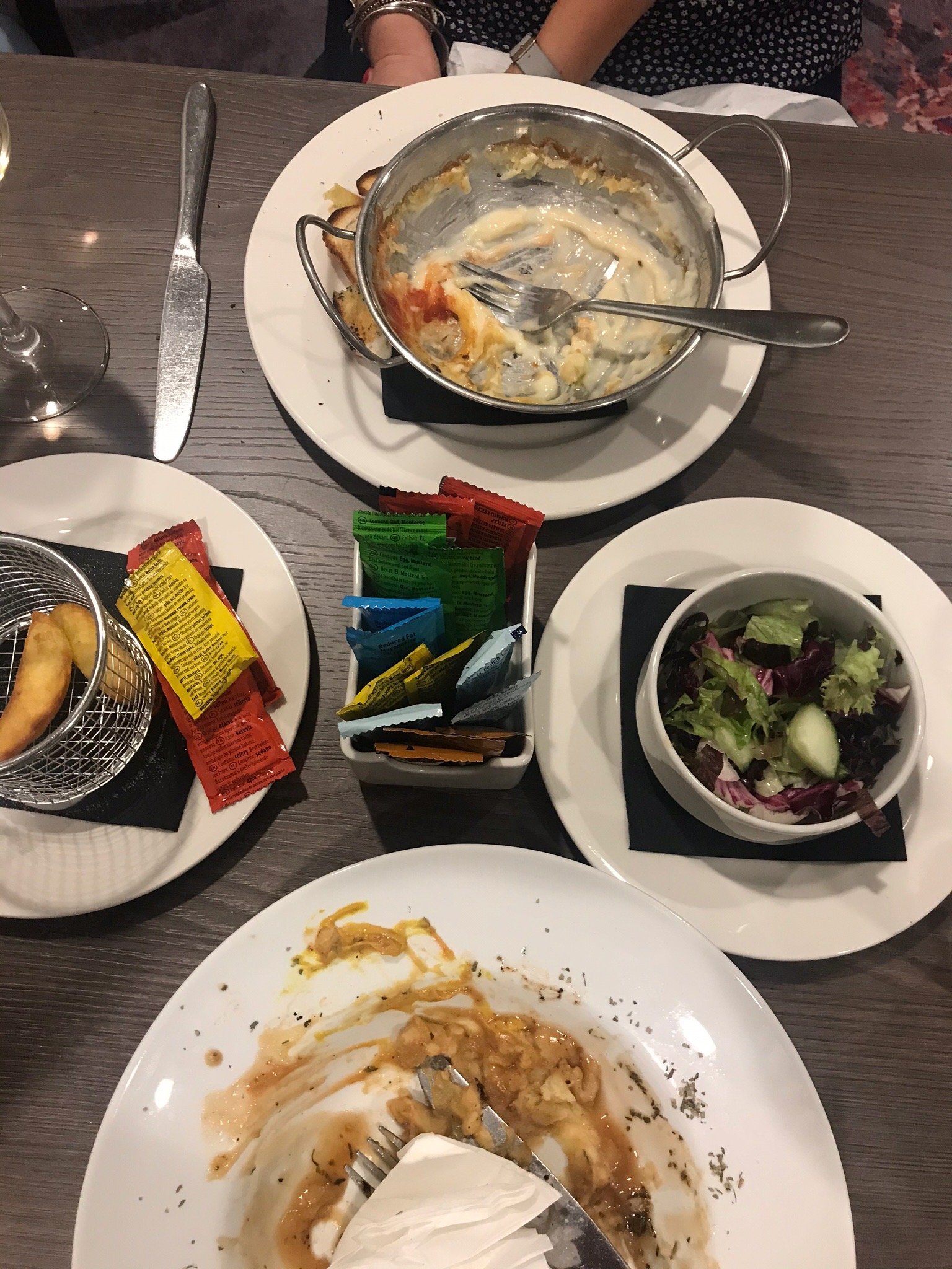 Hampton By Hilton Aberdeen Westhill-餐饮