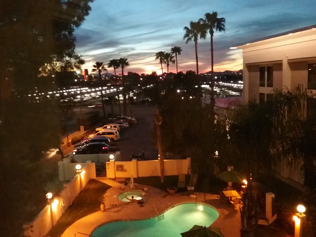 Hampton Inn Tucson-Airport主图