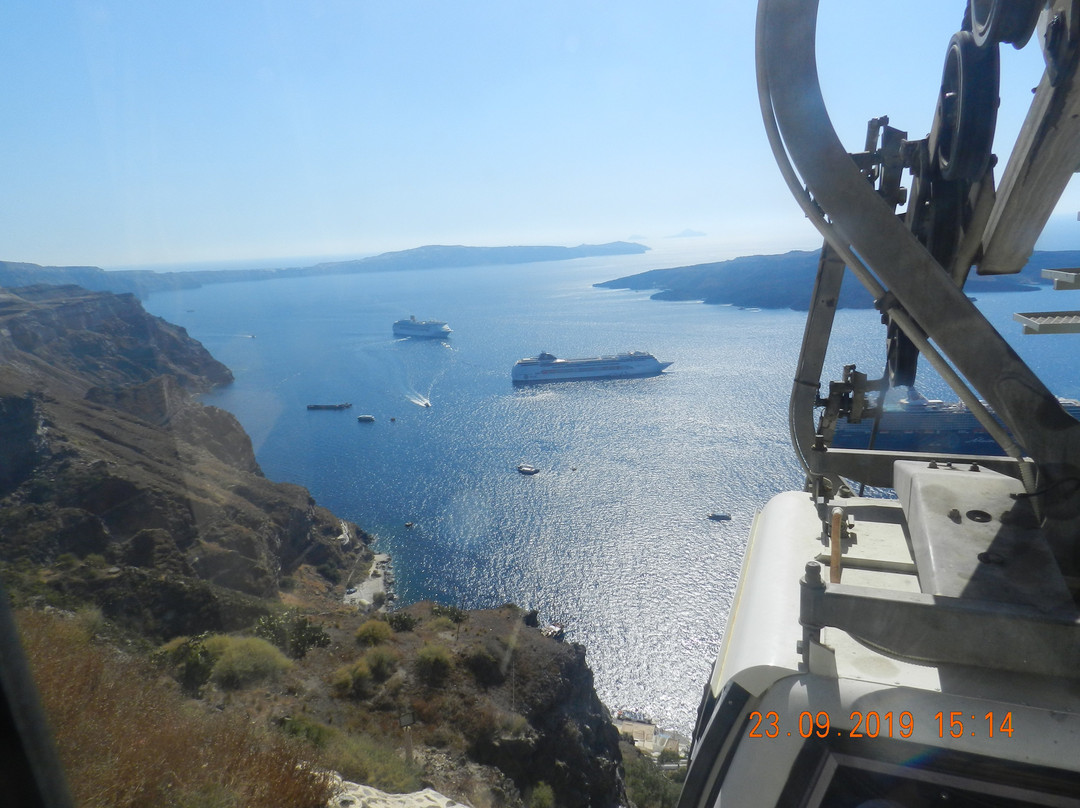 Santorini Cable Car景点图片