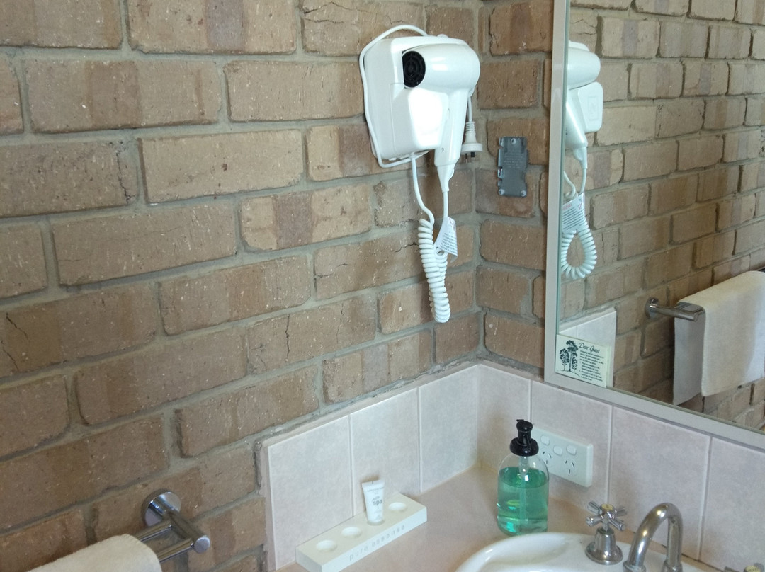 康纳汽车旅馆主图