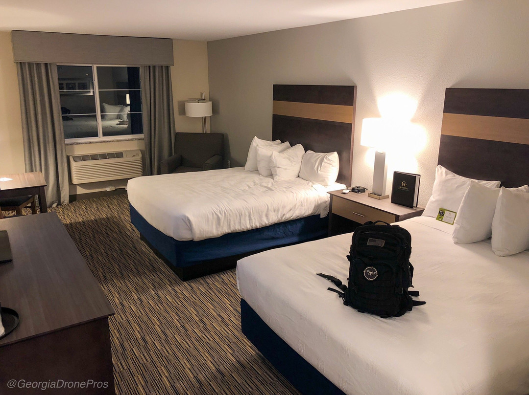 GrandStay Hotel & Suites Milbank主图