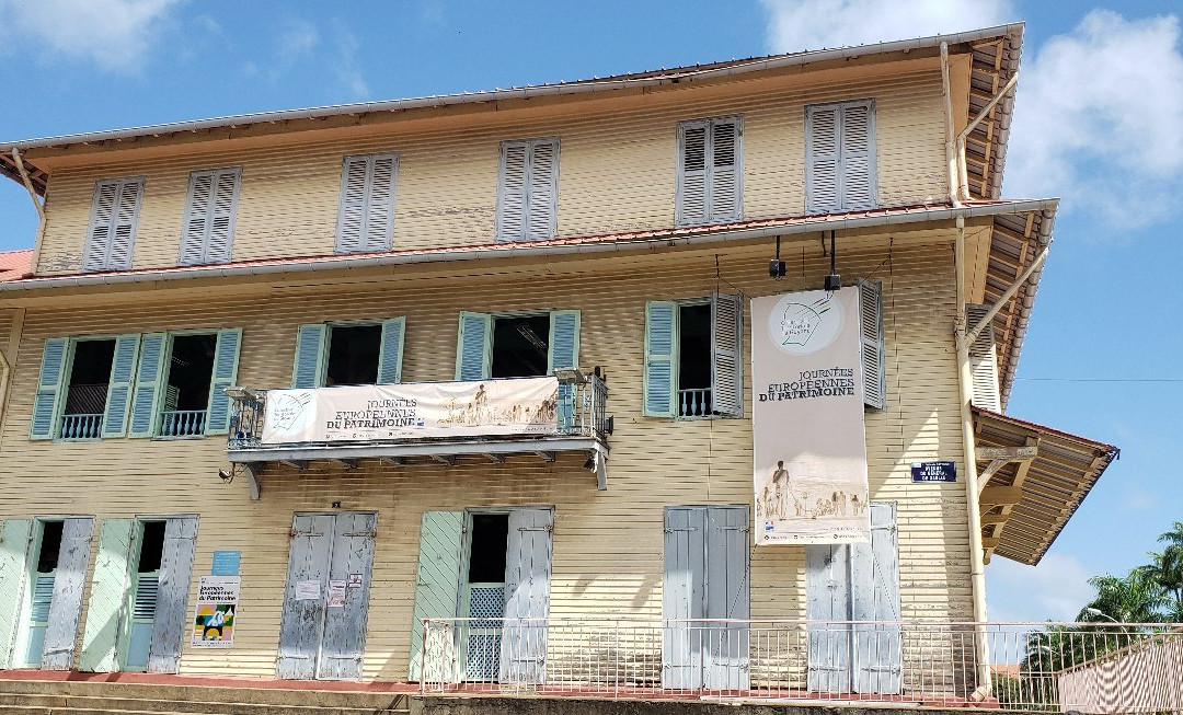 Bibliotheque Departementale Franconie-卡宴必去景点