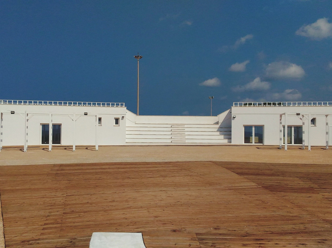 Torre Costiera-Racale必去景点