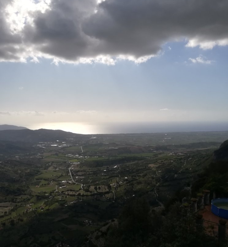 Cilento In Volo-Trentinara必去景点