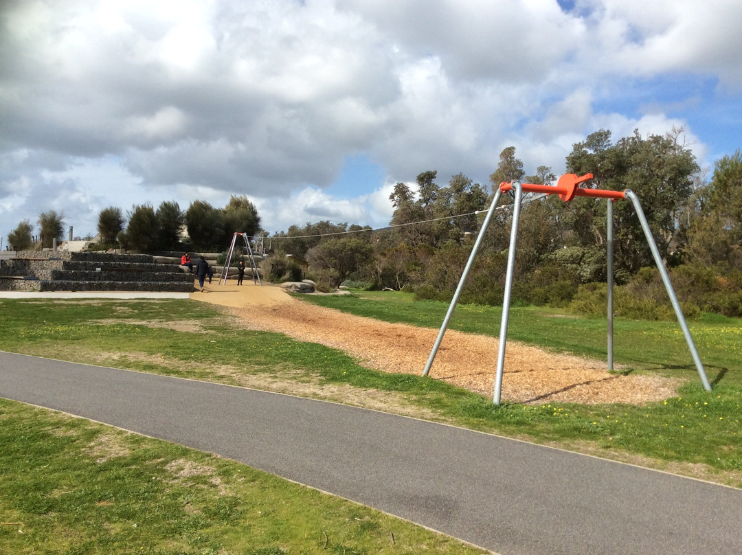 Rosebud Jetty Foreshore Playspace景点图片