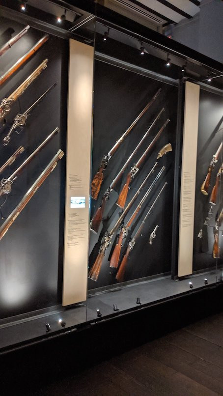 Arms Museum (Musee d'Armes)景点图片