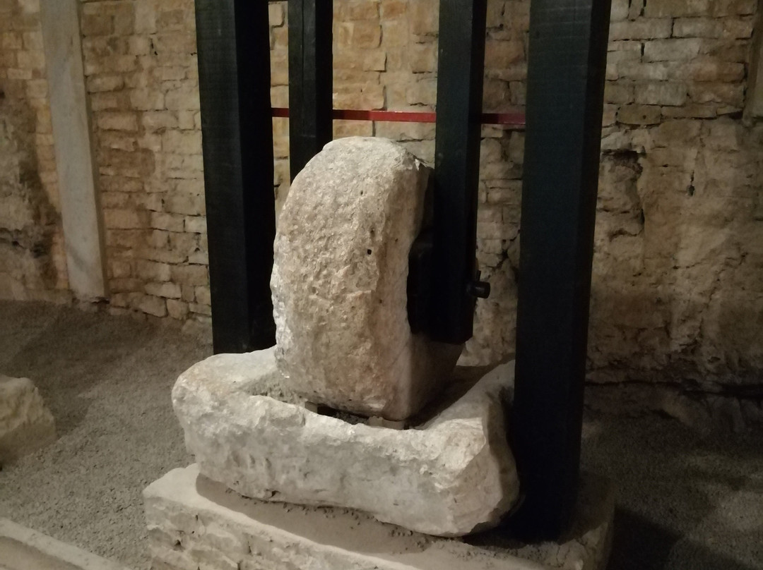 Museo Historico y Naval de Istra-普拉必去景点