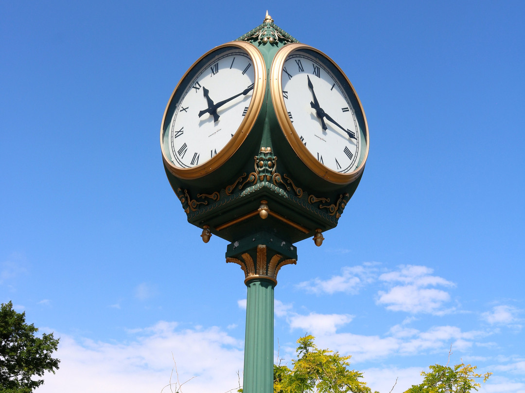 Clock Park景点图片