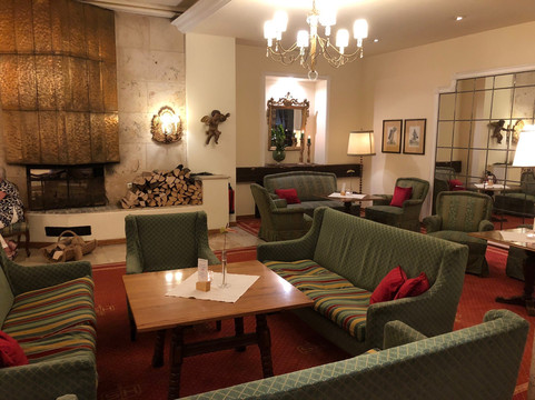 伊格尔斯运动酒店