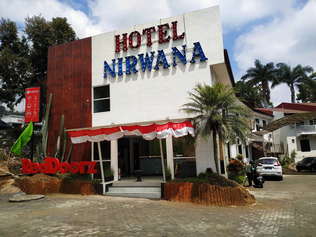 Hotel Nirwana Batu主图
