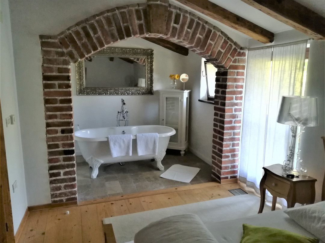 Apolonia Guest House主图