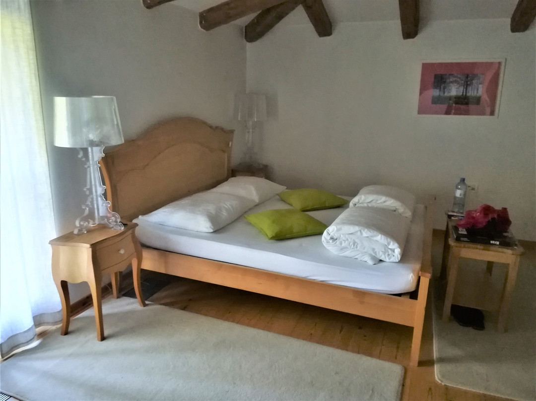 Apolonia Guest House主图