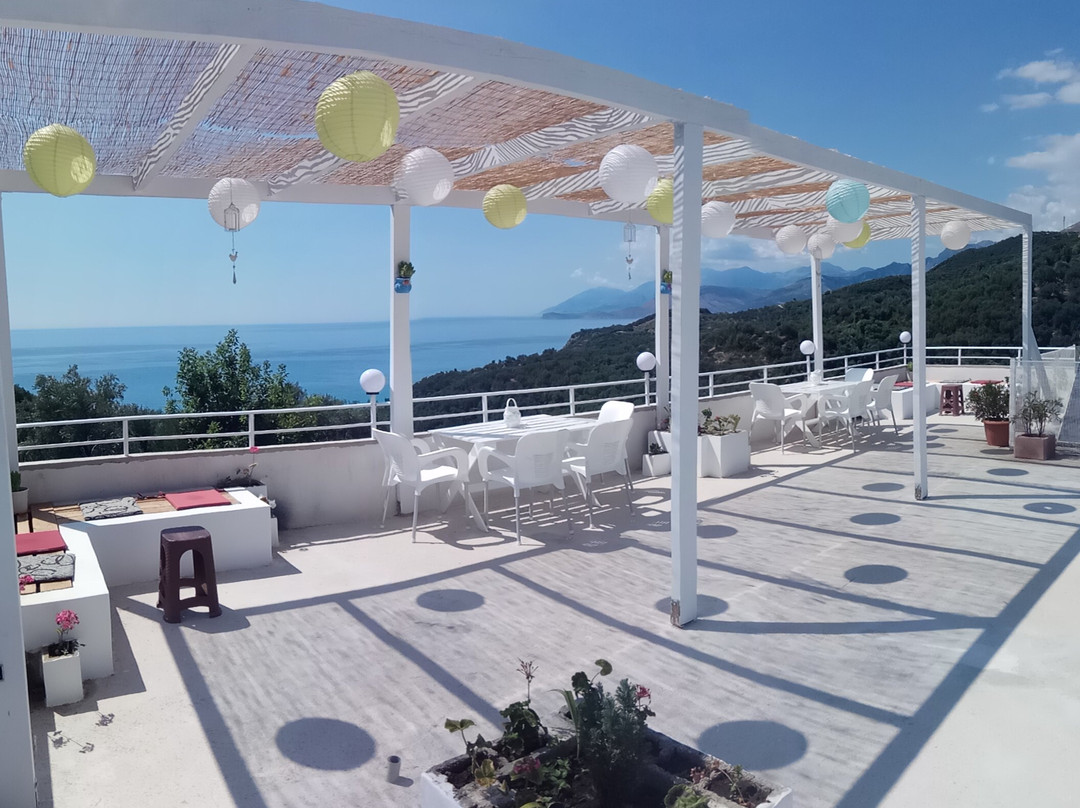 Adrian Agustin Rooms主图