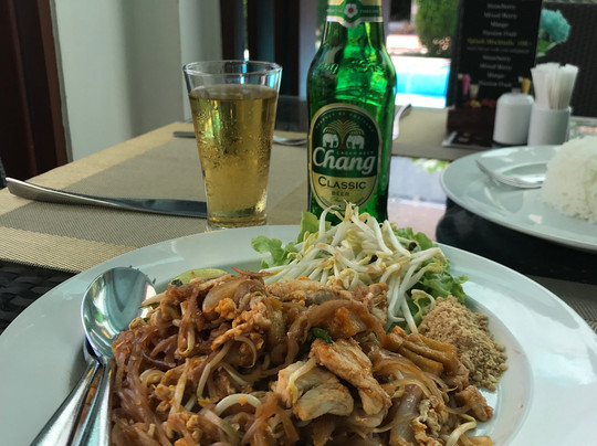 普纳瓦度假酒店主图