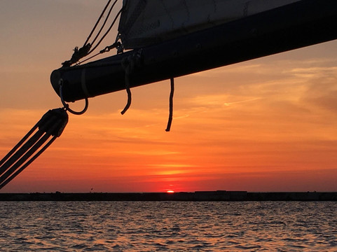 Cleveland Sailing Charters-克利夫兰必去景点