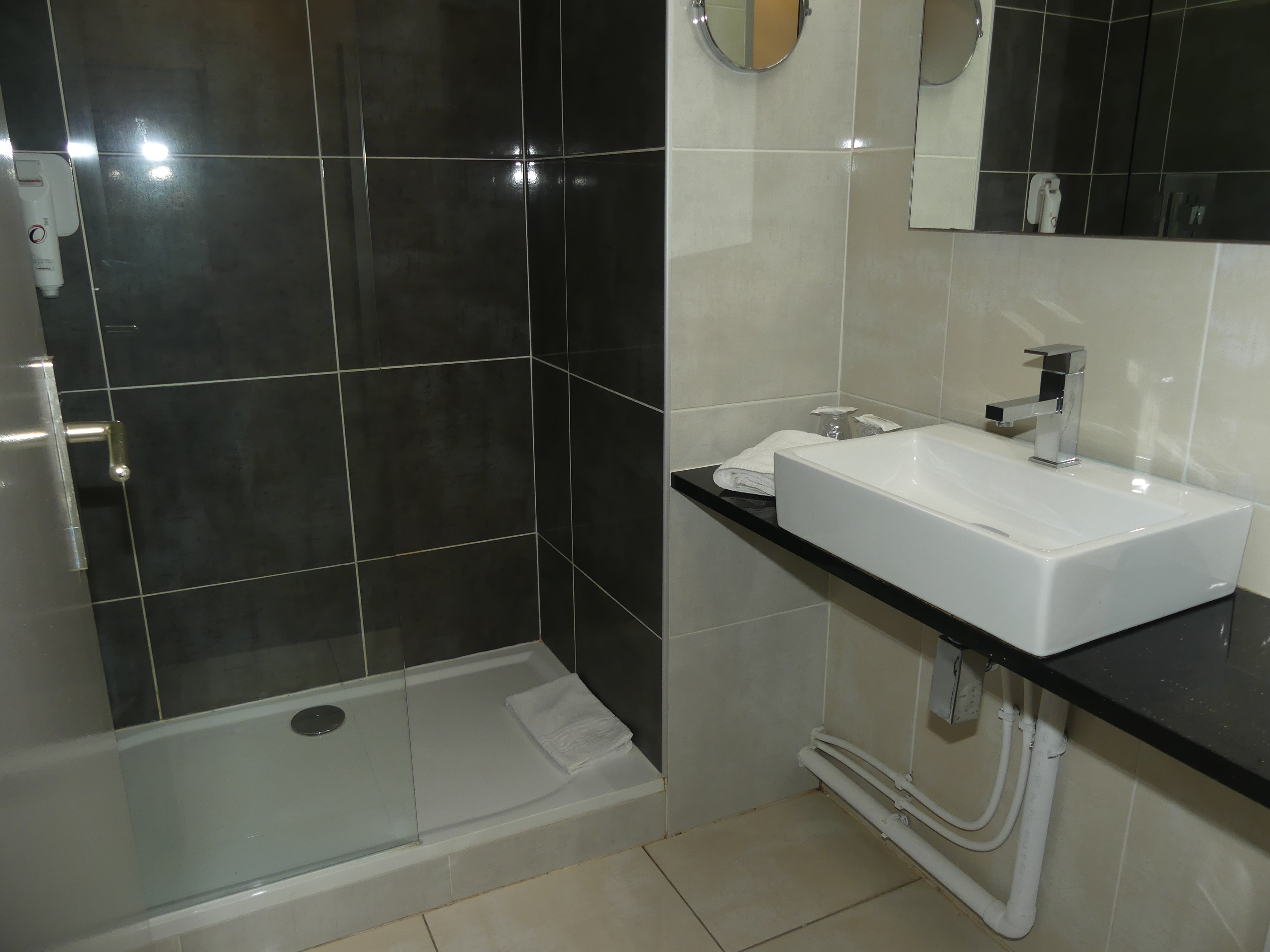 The Originals City, City Hotel, Beauvais-浴室