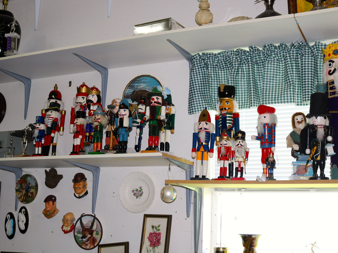 Granny & Grumpa's Antiques-阿伯茨福德必去景点