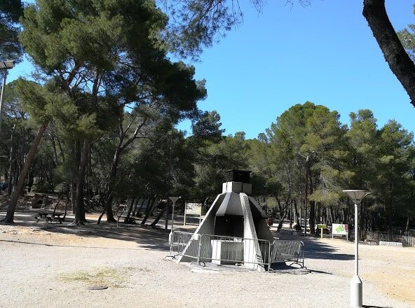 Parc départemental de Bessilles-Montagnac必去景点