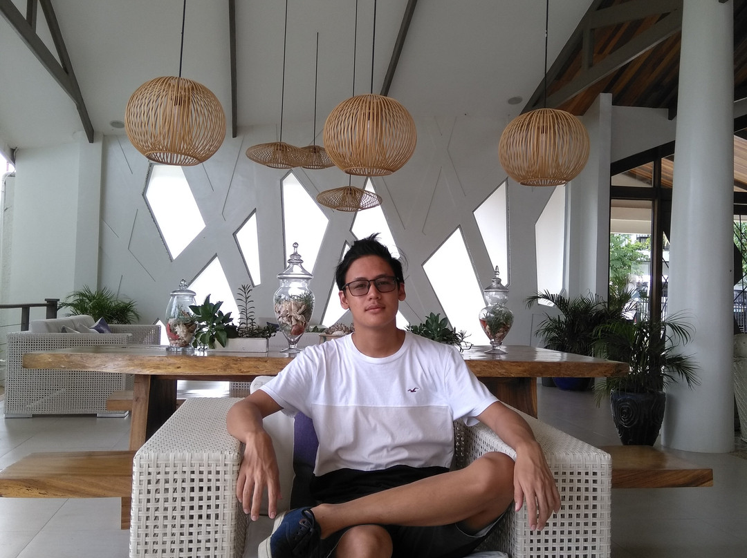 巴拉斯海滩度假村主图