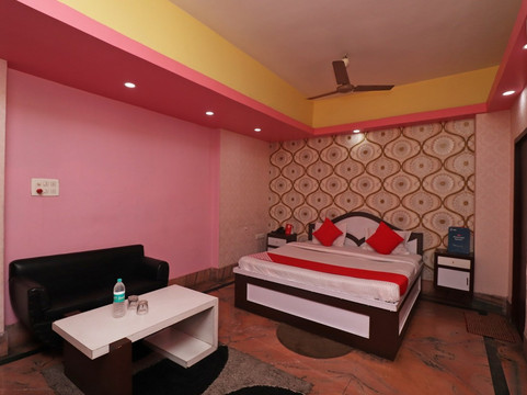 OYO 33444 Hotel Rudra主图