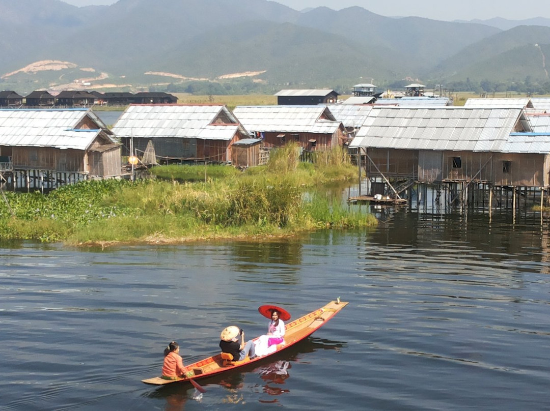 Inle Canoe Lady-Nampan必去景点