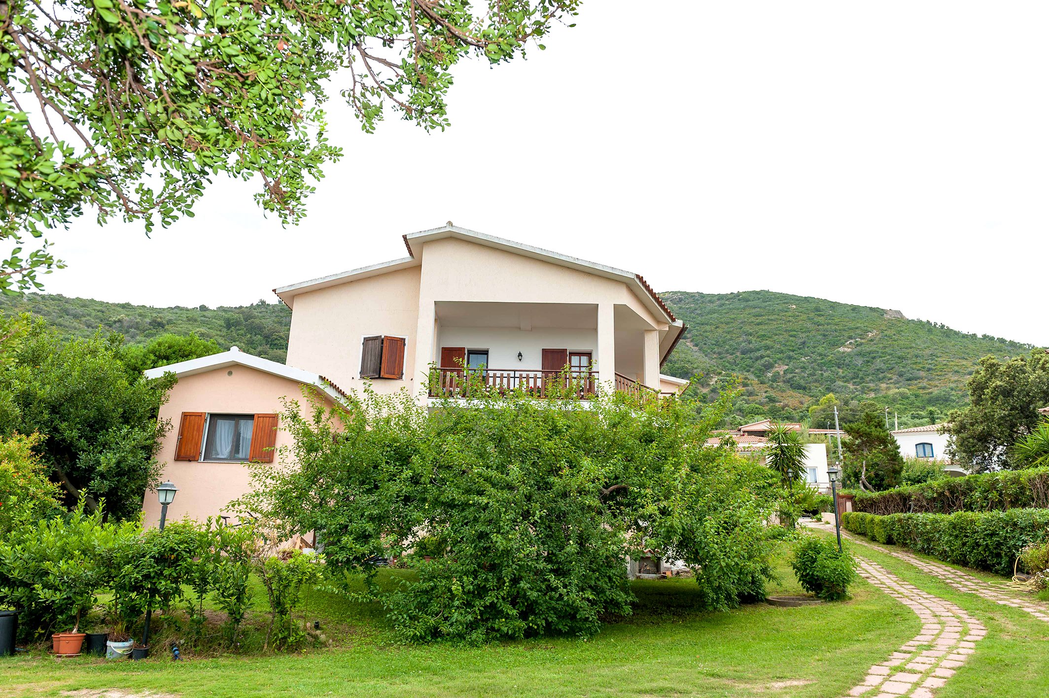 B&B Lu Lioni-官方