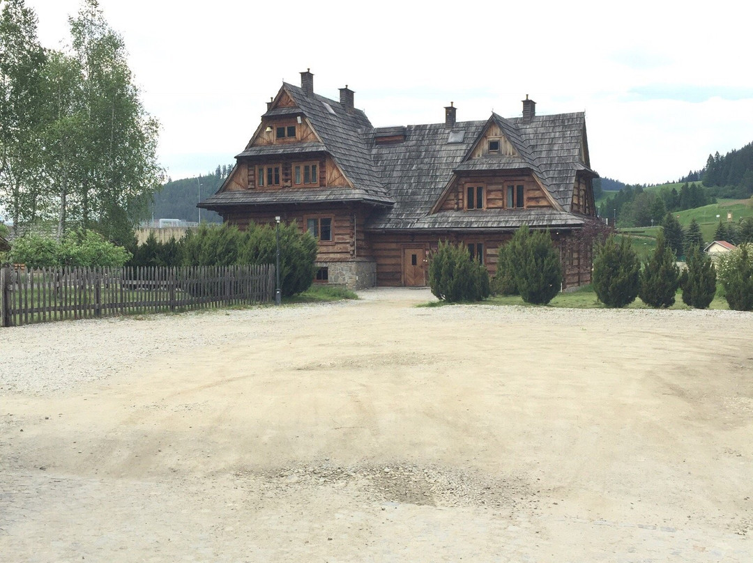 Zespol Rekreacyjny "Polana Sosny"主图