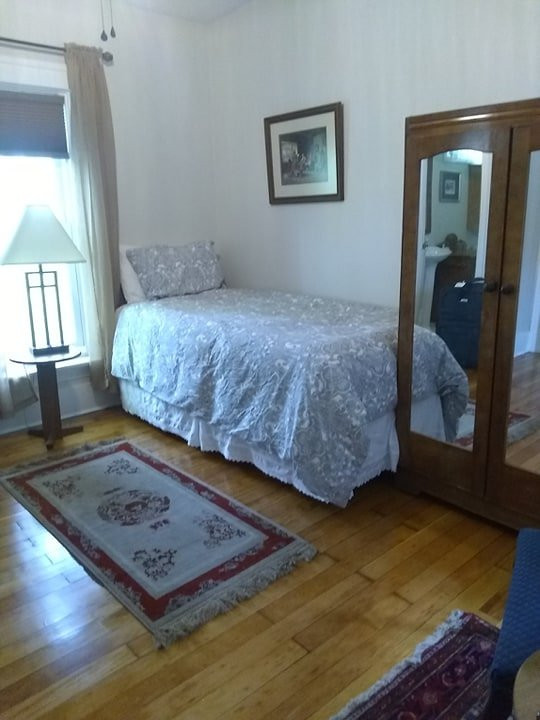 Stone Maiden Inn主图