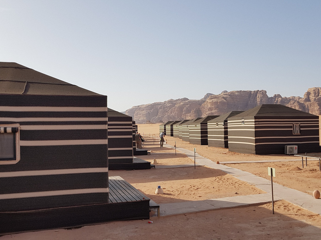 Space Village Luxury Camp主图